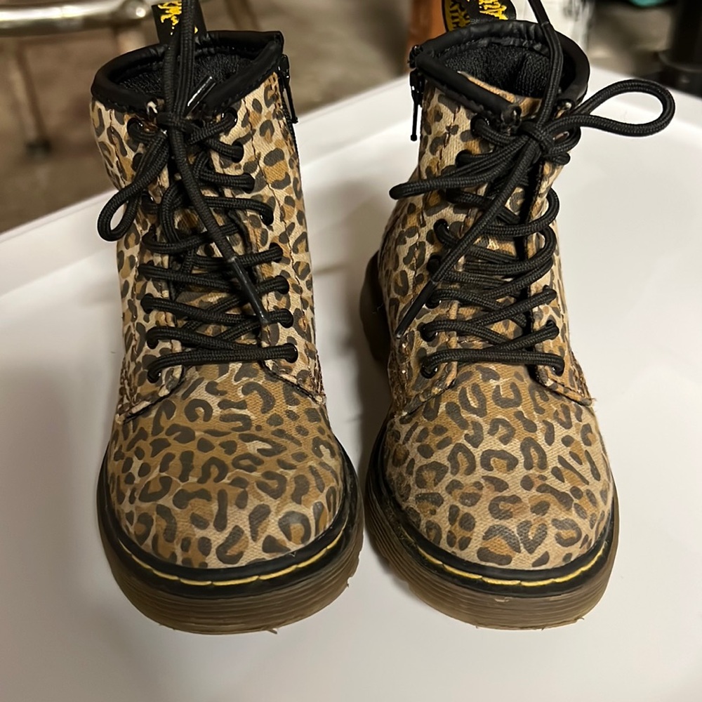 Dr. Martens toddler 7